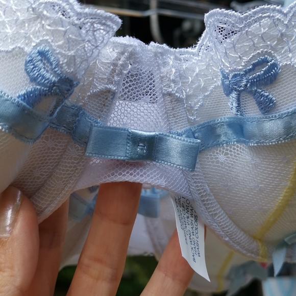 Rene Rofe White Lace Bra - Picture 11 of 14